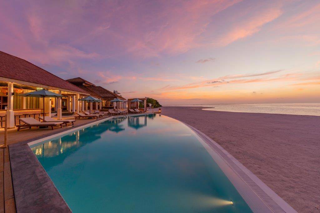 Cinnamon Hakuraa Huraa Maldives