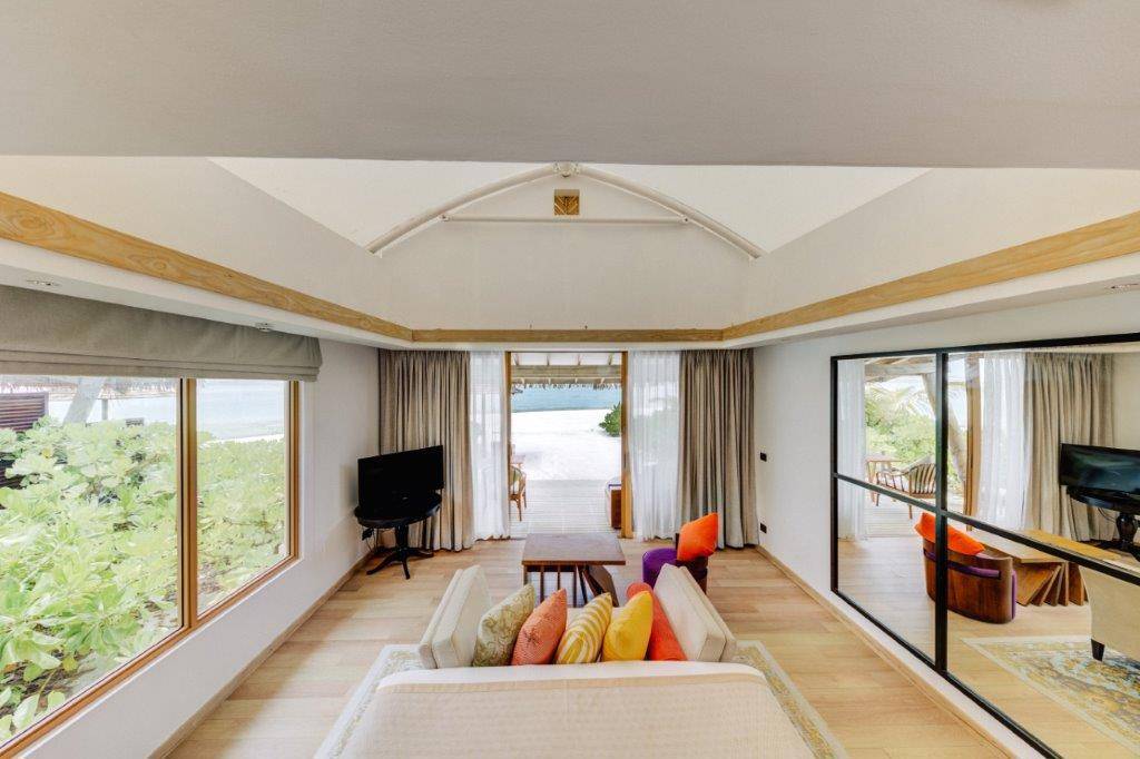 Cinnamon Hakuraa Huraa Maldives