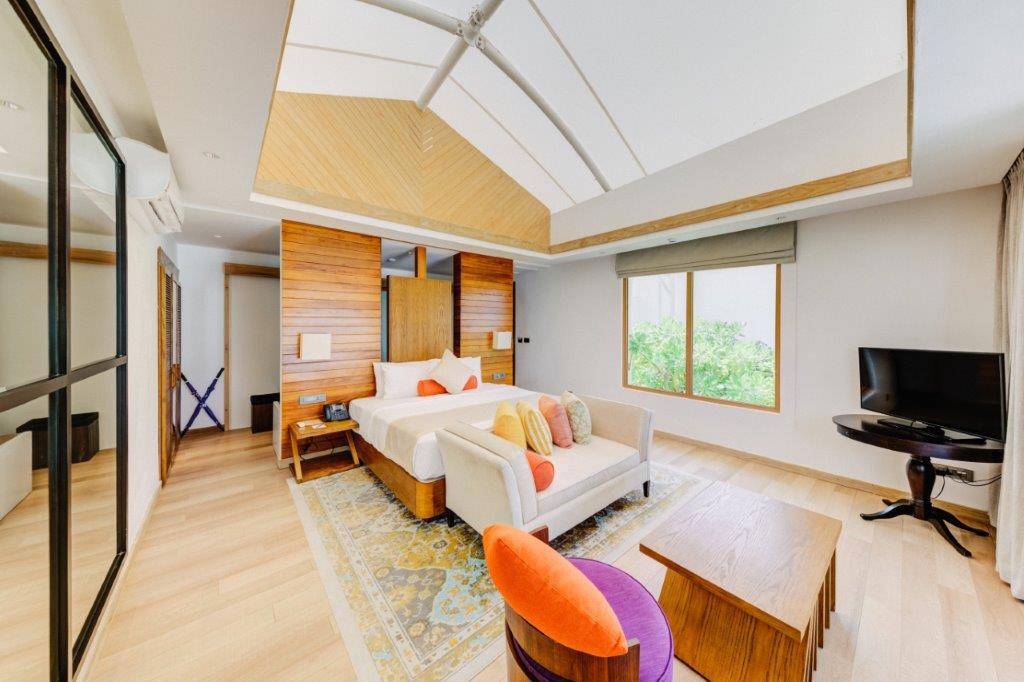 Cinnamon Hakuraa Huraa Maldives