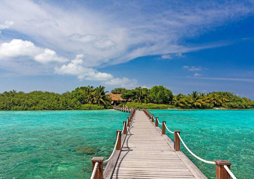 Sheraton Maldives Full Moon Resort & Spa