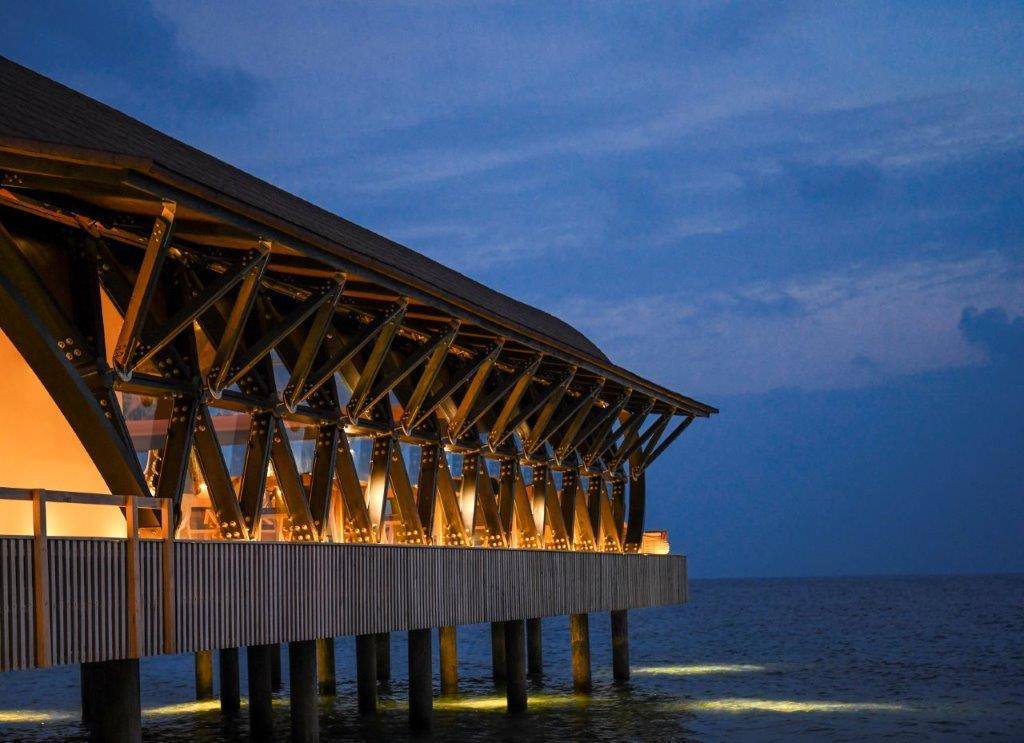 The Westin Maldives Miriandhoo Resort