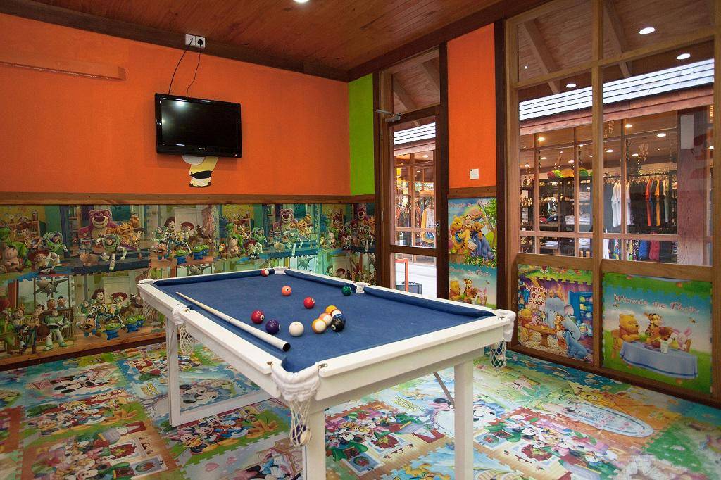 Vilamendhoo Island Resort & Spa