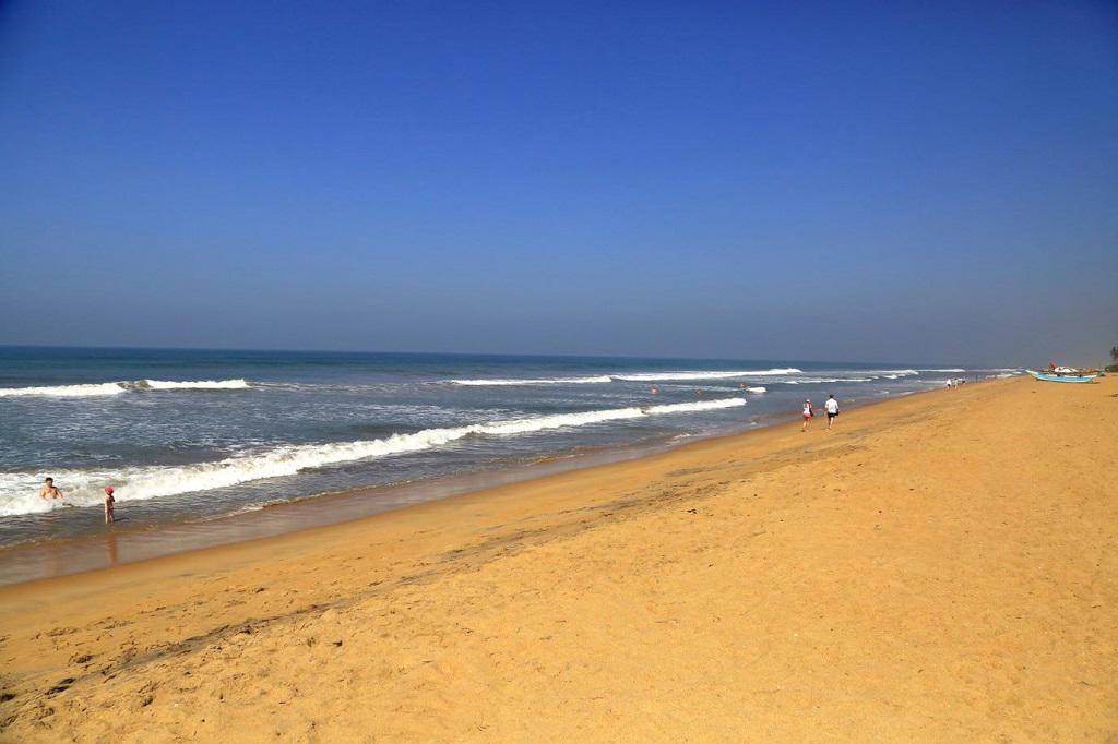 Hibiscus Beach Hotel & Villas