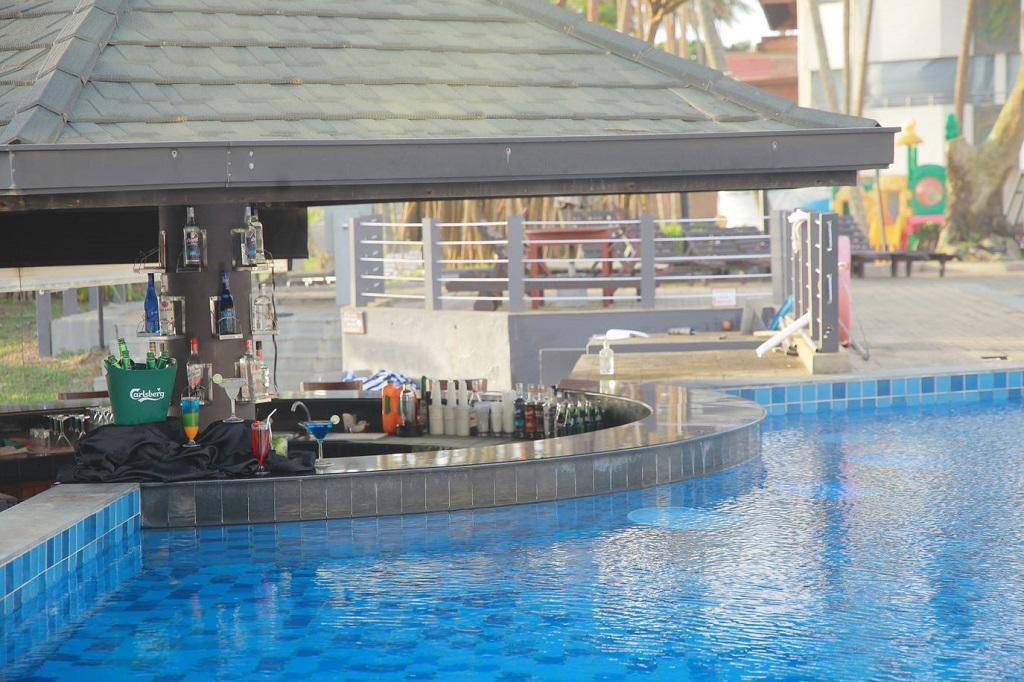 Tangerine Beach Hotel