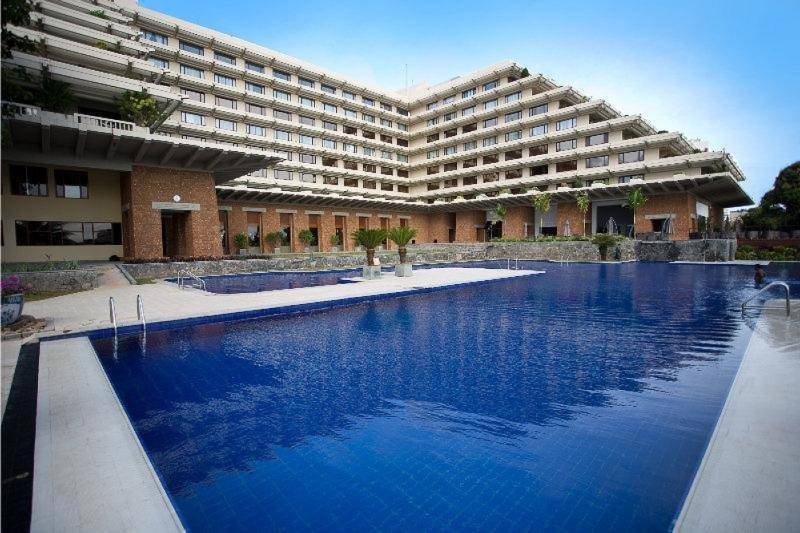 Cinnamon Lakeside Colombo Cinnamon Lakeside Colombo