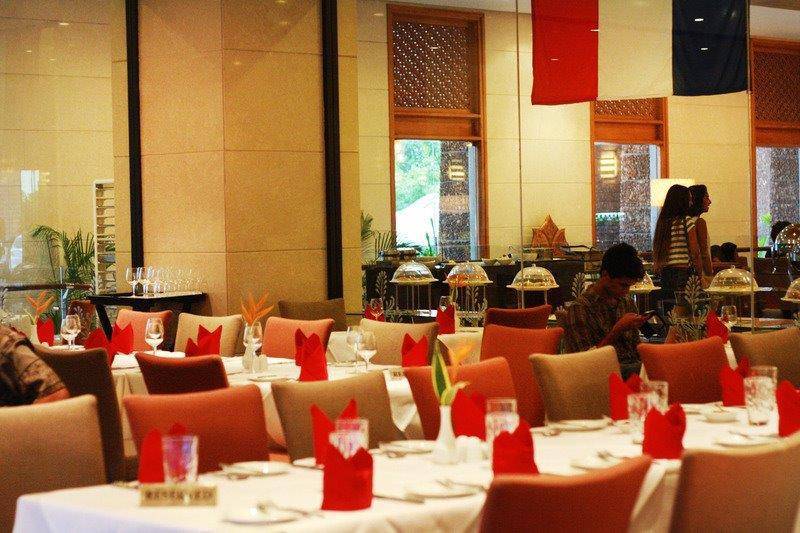 Cinnamon Lakeside Colombo Cinnamon Lakeside Colombo