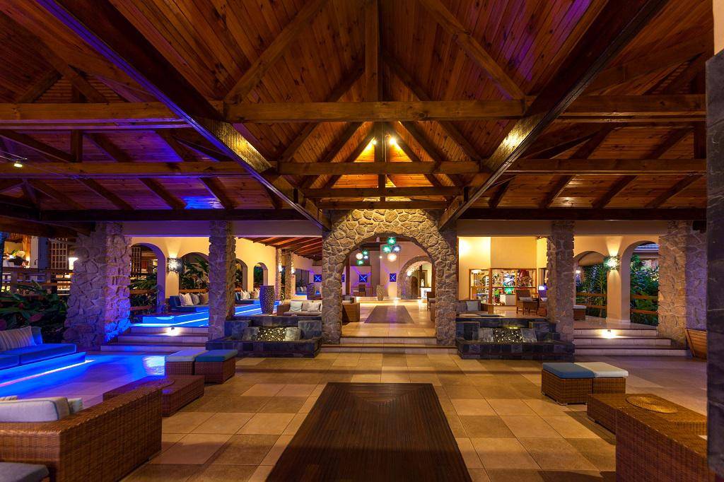 The Coco de Mer Hotel & Black Parrot Suites