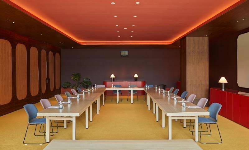 The Standard Bangkok Mahanakhon