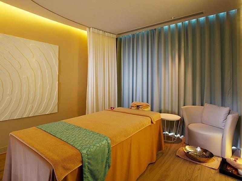 Centara Watergate Pavilion Hotel Bangkok