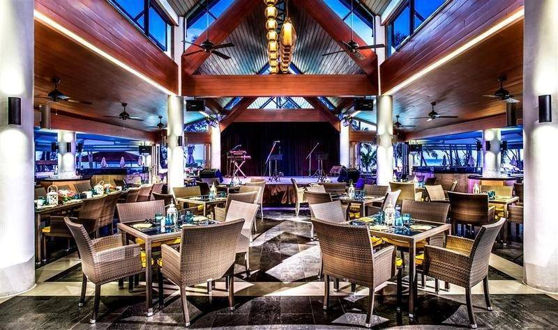 Le Meridien Phuket Beach Resort