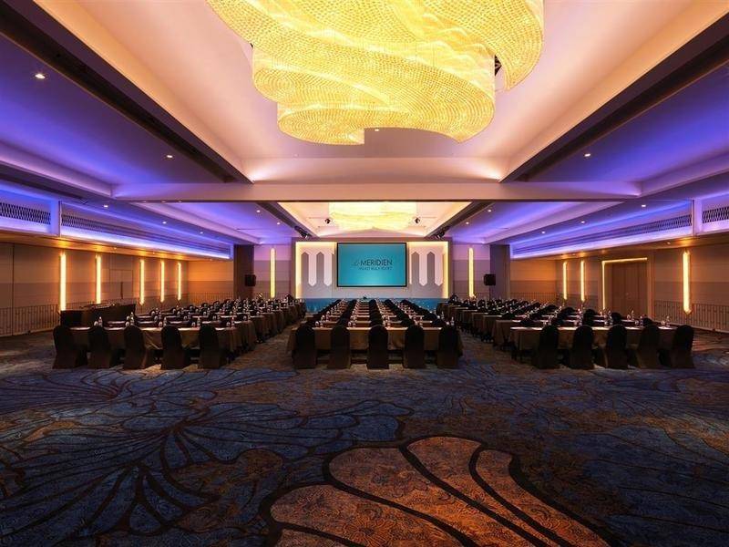 Le Meridien Phuket Beach Resort