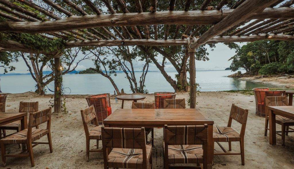 Island Escape Burasari