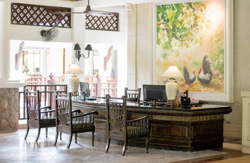 Thavorn Beach Village Resort