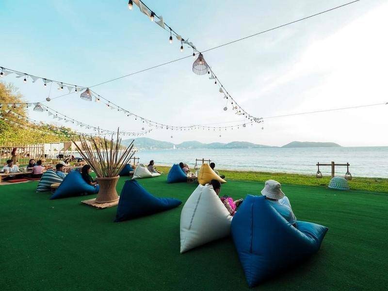 Thavorn Beach Village Resort