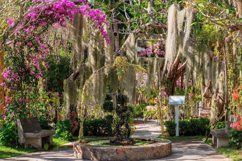 Thavorn Beach Village Resort