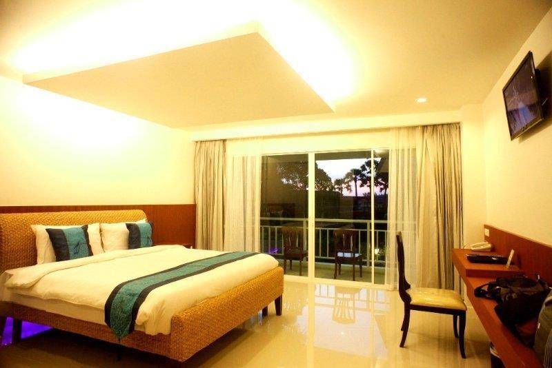 Chanalai Flora Resort