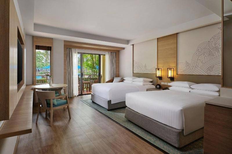 Phuket Marriott Resort & Spa, Merlin Beach