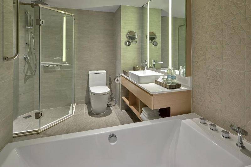 Phuket Marriott Resort & Spa, Merlin Beach