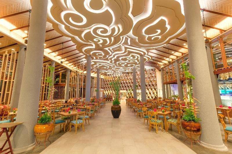 Diamond Cliff Resort & Spa