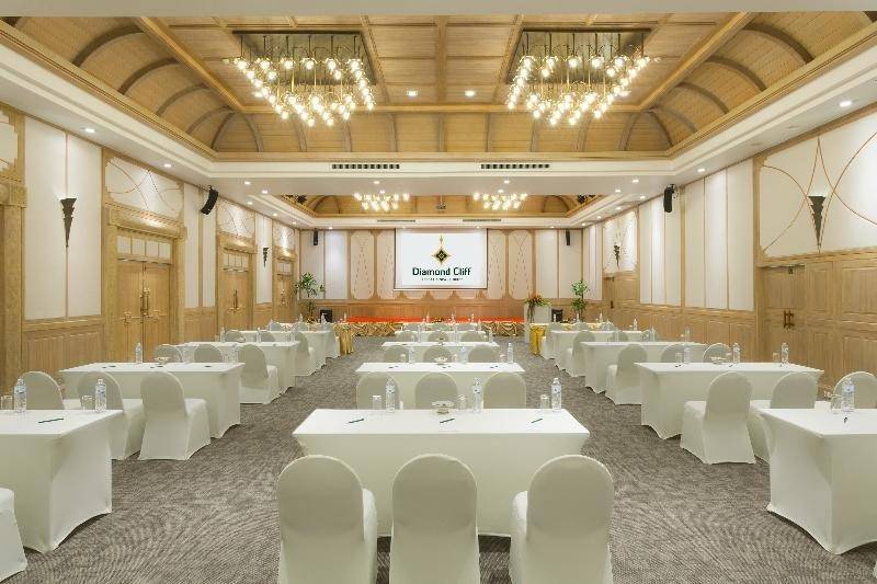 Diamond Cliff Resort & Spa