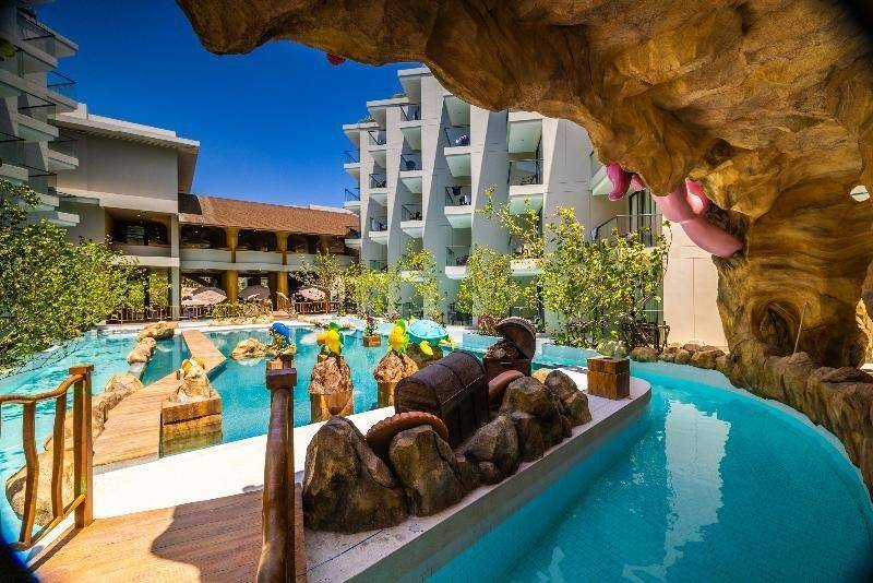 Phuket Emerald Beach Resort