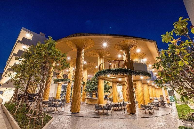 Phuket Emerald Beach Resort