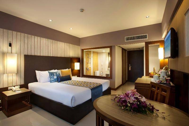 Courtyard by Marriott Patong Beach