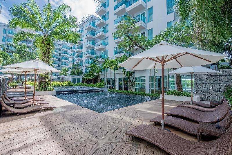 Fishermen's Harbour Urban Resort