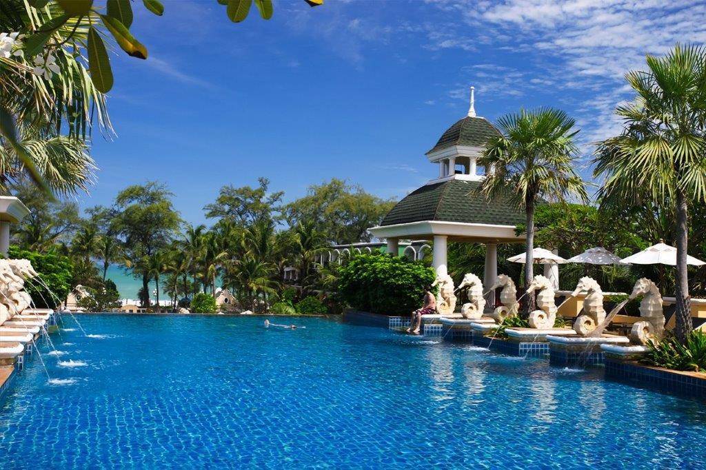 Phuket Graceland Resort & Spa