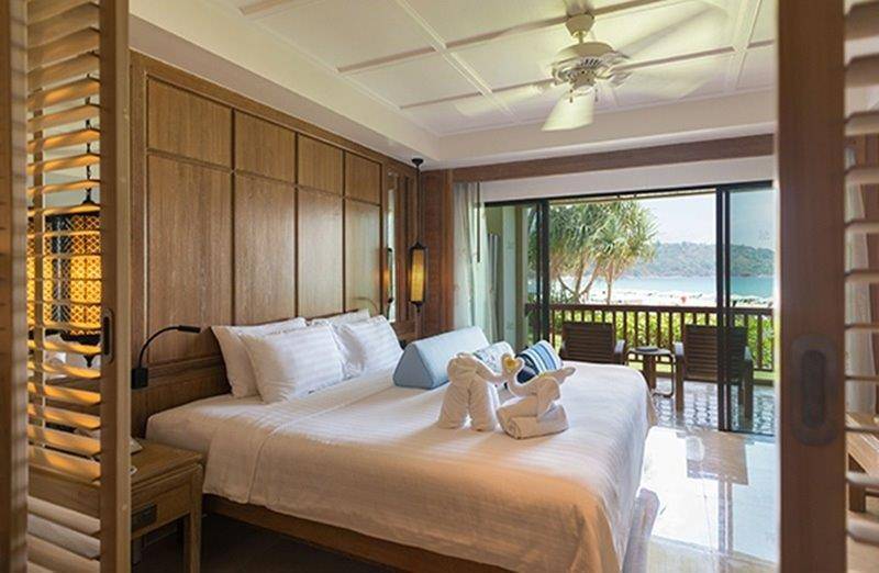 Katathani Phuket Beach Resort