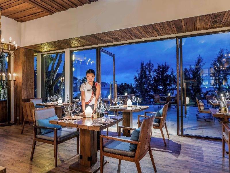 Pullman Phuket Arcadia Naithon Beach