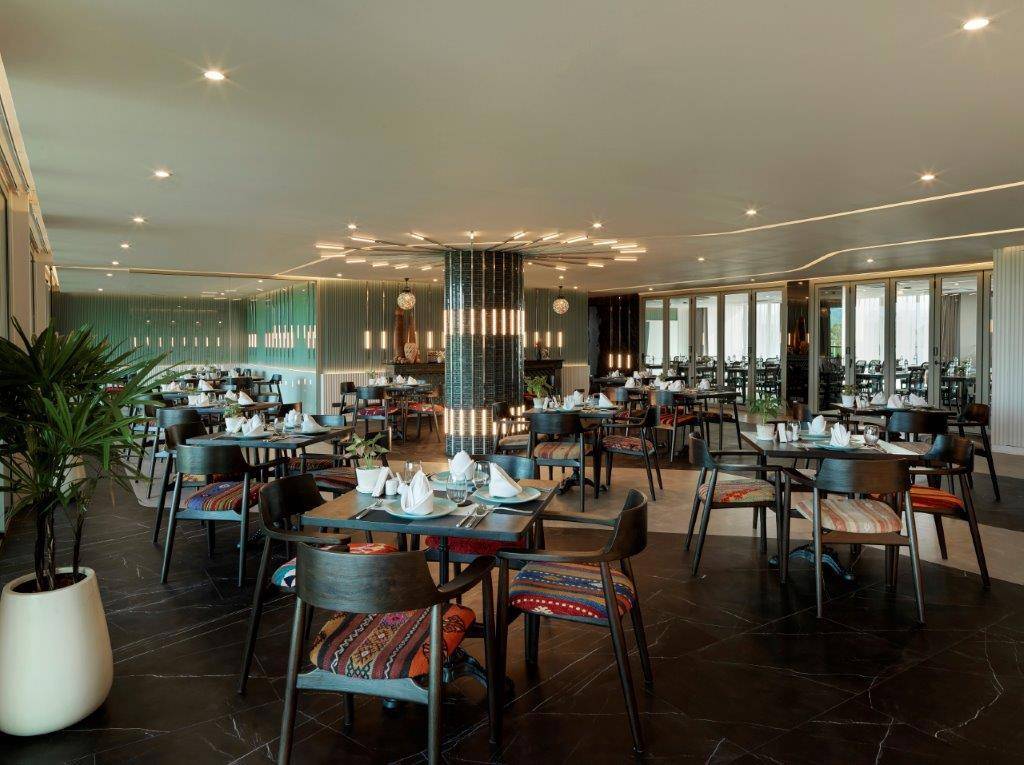 Wyndham Grand Nai Harn Beach Phuket