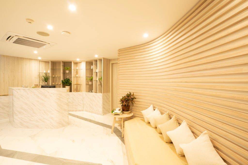 Wyndham Grand Nai Harn Beach Phuket