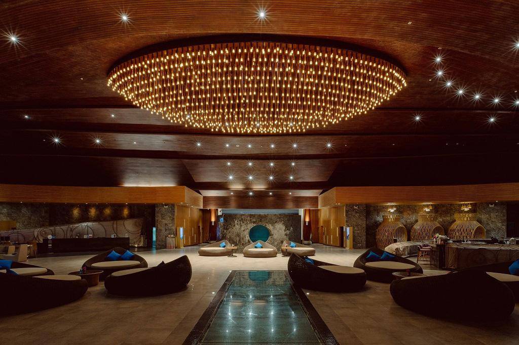 Graceland Khaolak Beach Resort