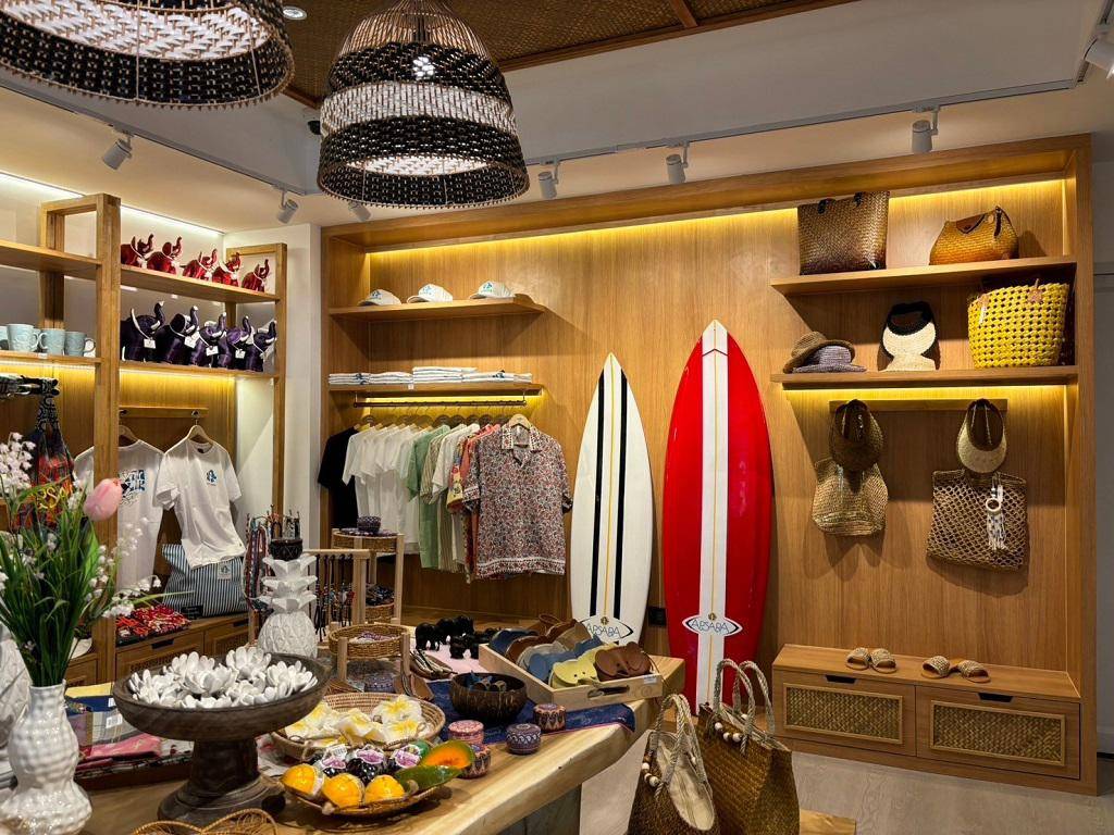 Apsara Beachfront Resort and Villa