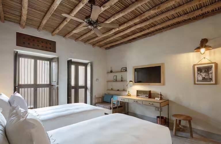 Al Seef Heritage Hotel Dubai, Curio Collection by Hilton