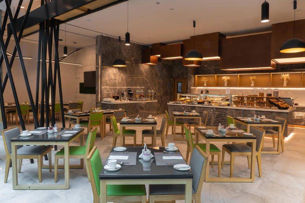 Al Khoory Courtyard Hotel