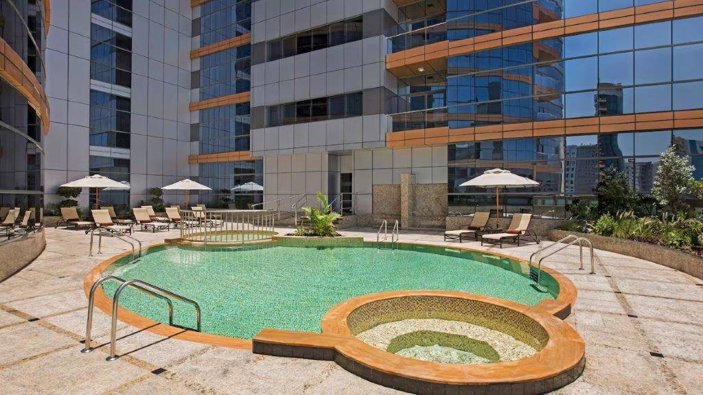 Doubletree By Hilton Hotel & Residences Al Barsha