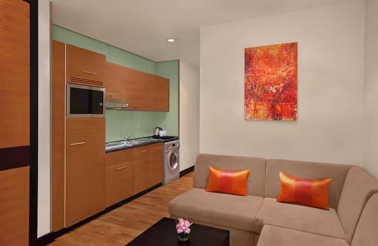 Doubletree By Hilton Hotel & Residences Al Barsha