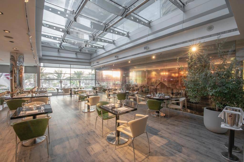 Golden Sands Hotel Creek