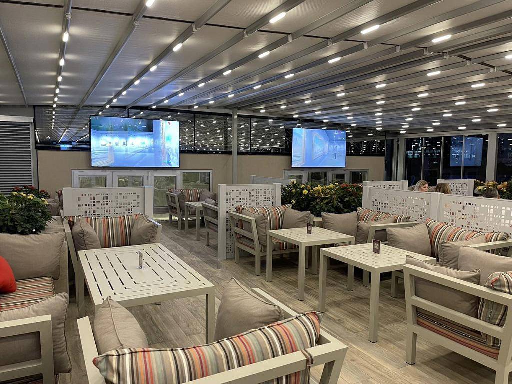 Grand Cosmopolitan Hotel