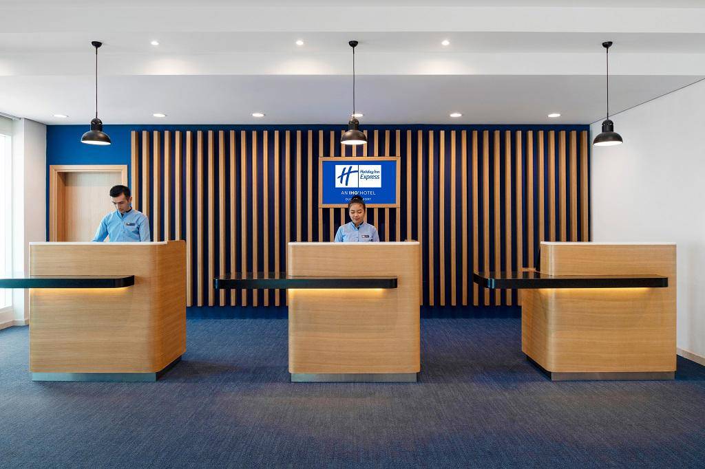 Holiday Inn Express Dubai Airport