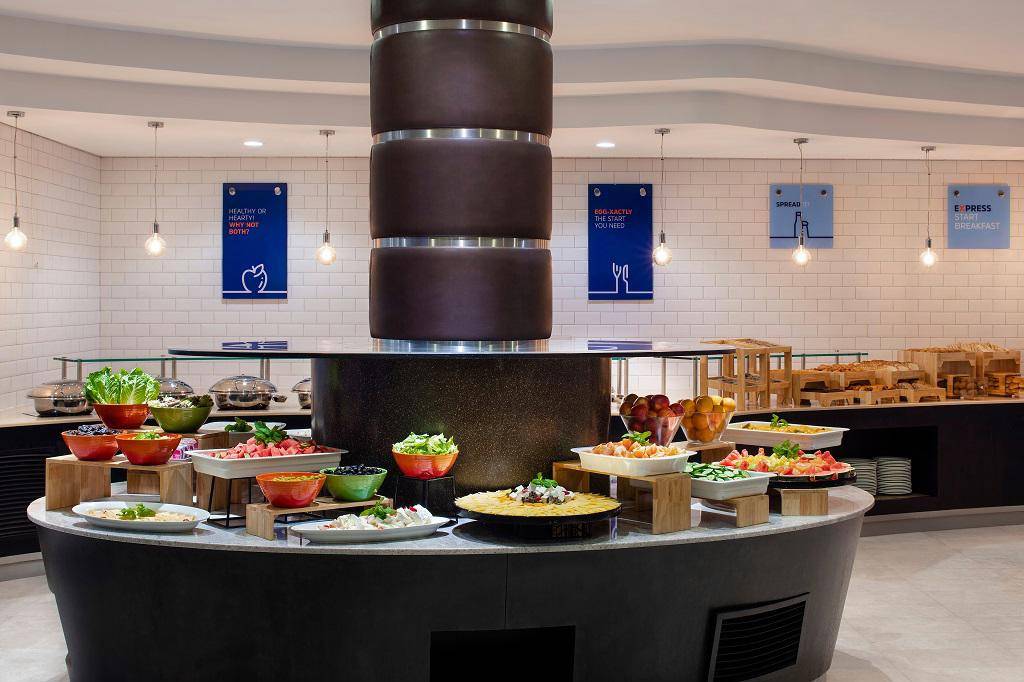 Holiday Inn Express Dubai Airport