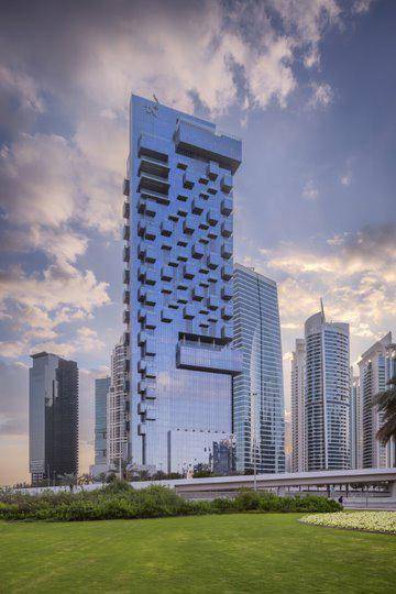 Taj Jlt