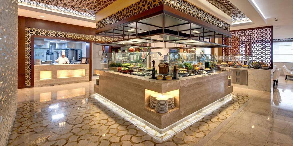 Two Seasons Hotel Apartment