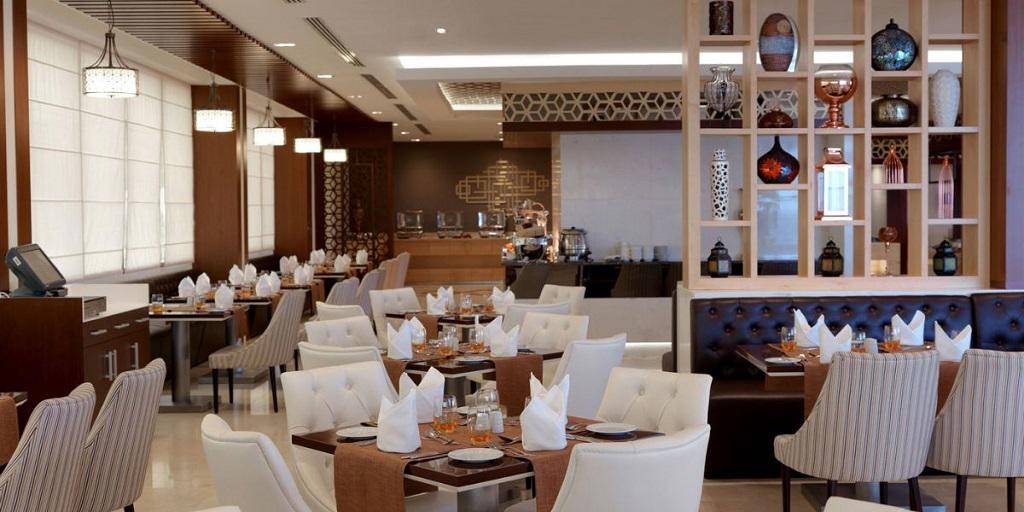 Two Seasons Hotel Apartment