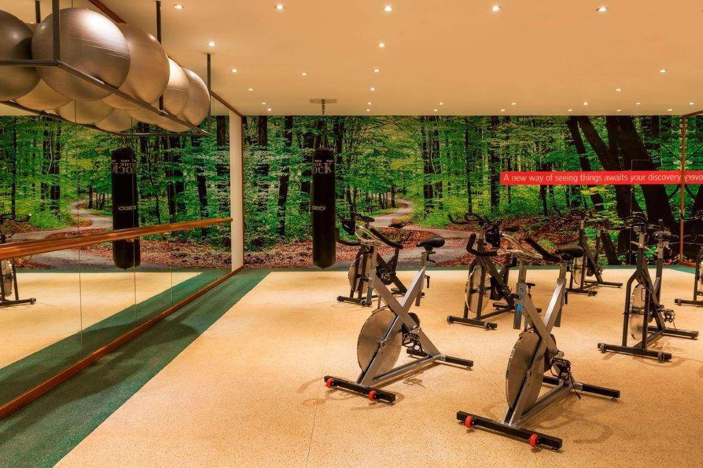 Le Meridien Mina Seyahi Beach Resort & Waterpark