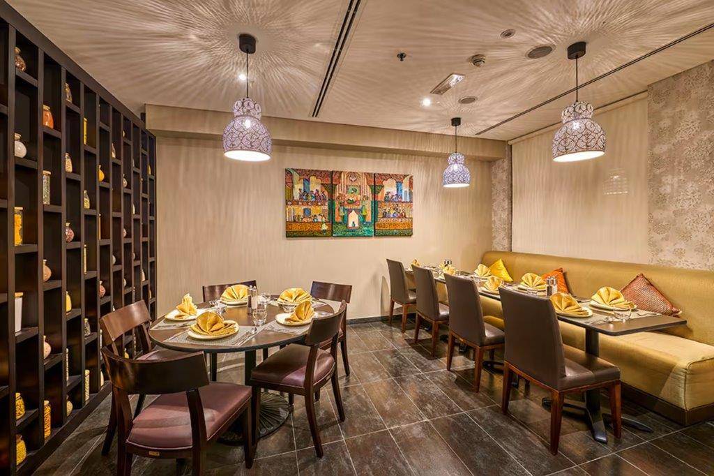 Ramada Hotel & Suites By Wyndham Jbr