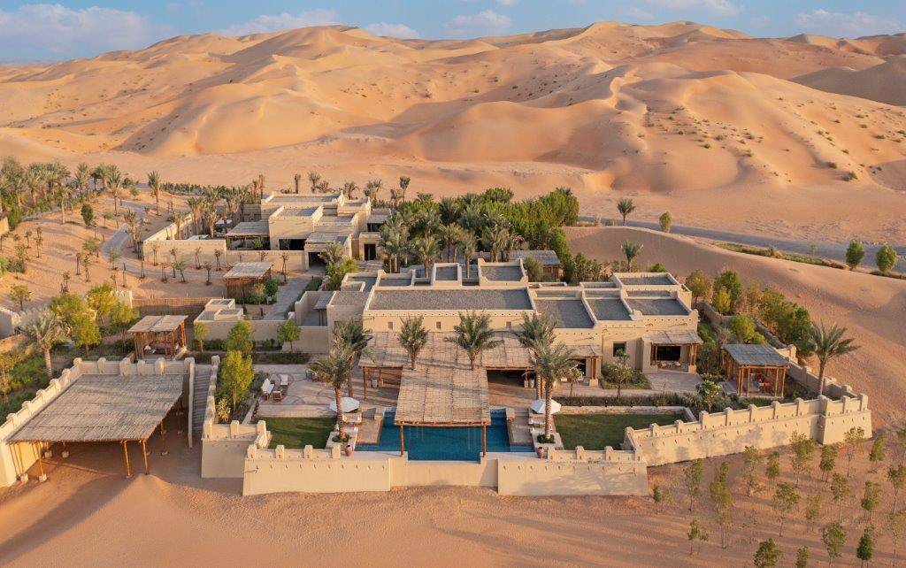 Qasr Al Sarab Desert Resort by Anantara