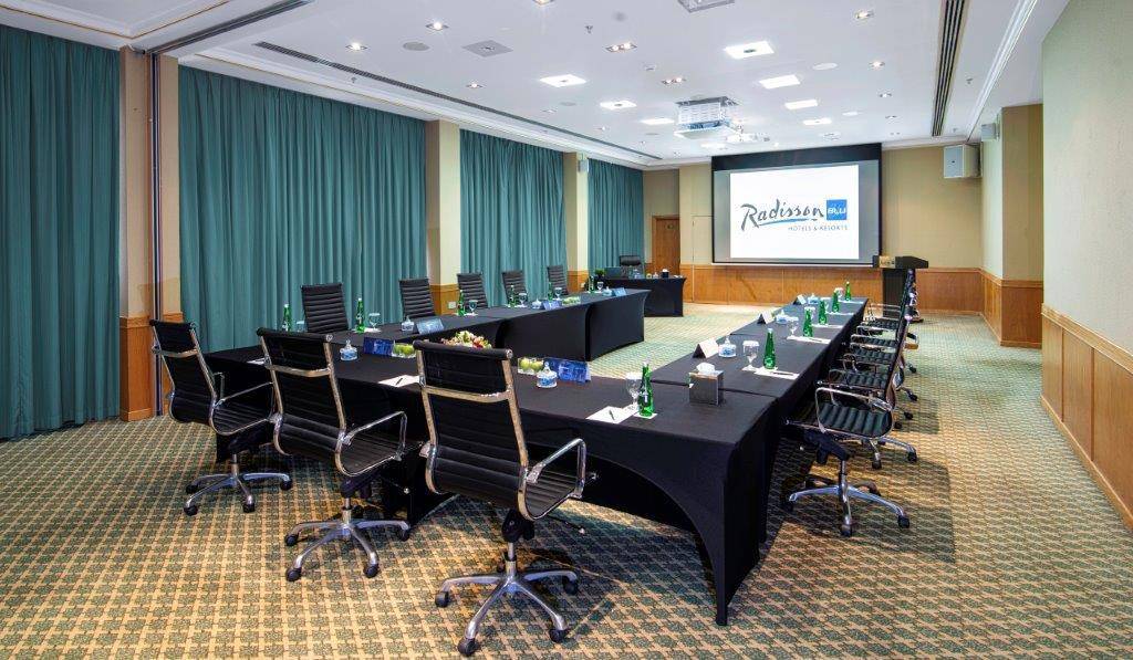 Radisson Blu Hotel & Resort Al Ain